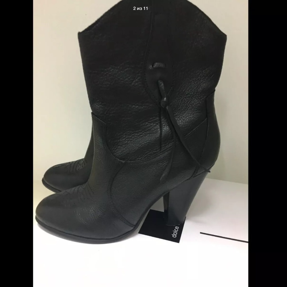 $210 Dolce Vita Shoes 6.5 M Leather
